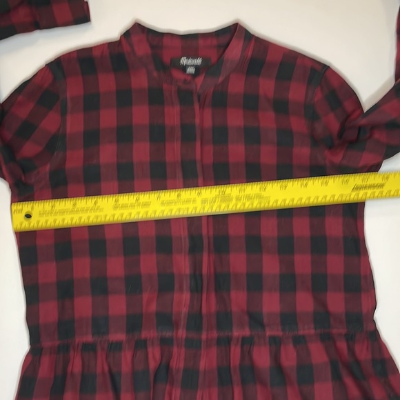 Madewell soft & lightweight flannel covered button peplum top. Maroon/black XXS - Picture 6 of 7